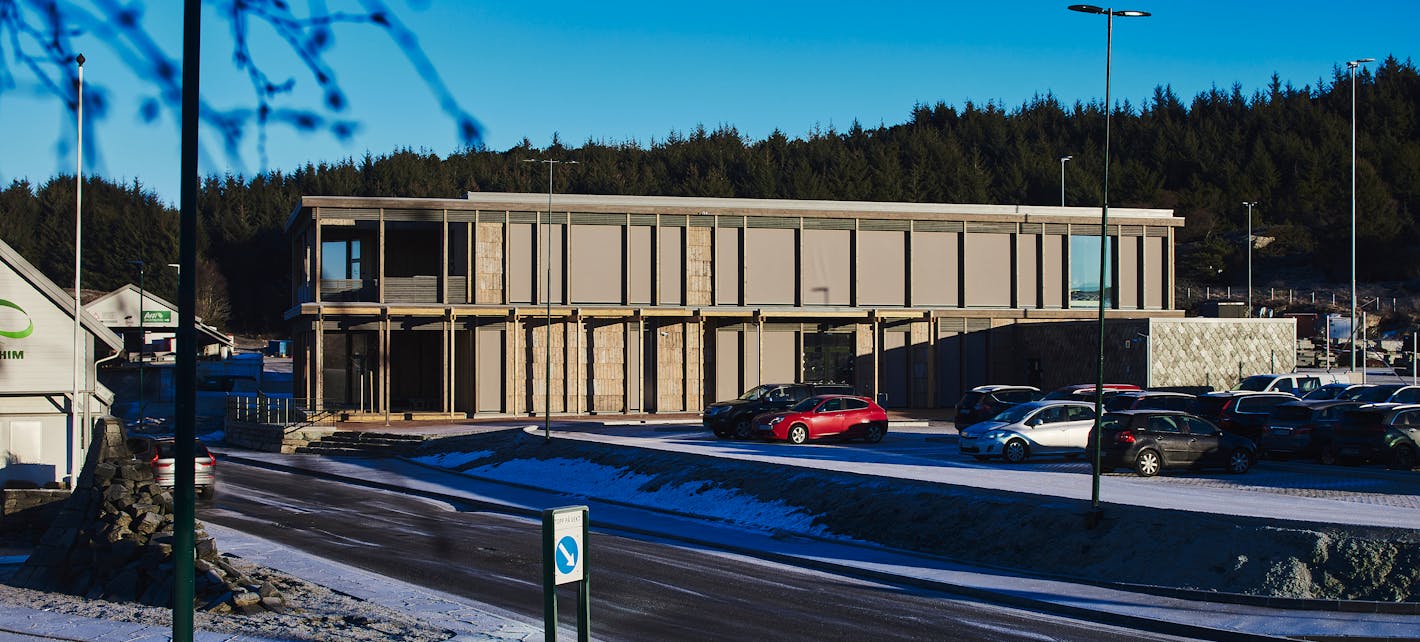 HIM sitt drifts- og administrasjonsbygg på Årabrot